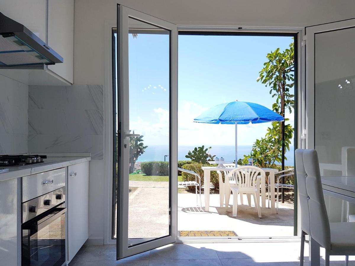 Blue Diamond Apartment Parghelia Exterior foto
