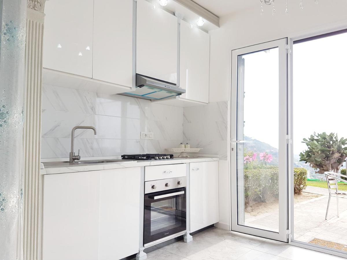 Blue Diamond Apartment Parghelia Exterior foto
